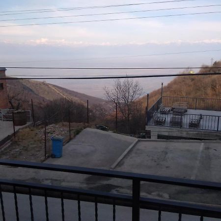 סינגאני Goga Guesthouse מראה חיצוני תמונה