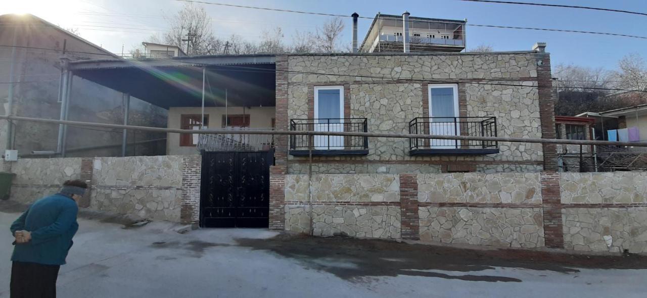 סינגאני Goga Guesthouse מראה חיצוני תמונה